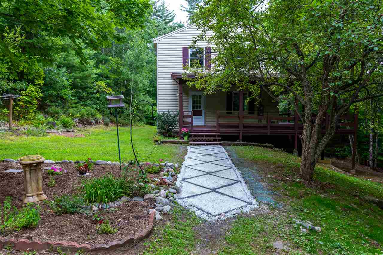 10 Bunker Hill Road New Boston, NH 03070 - Photo 2 of 34