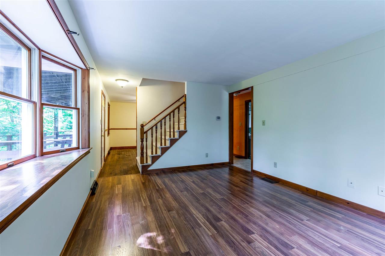 10 Bunker Hill Road New Boston, NH 03070 - Photo 13 of 34