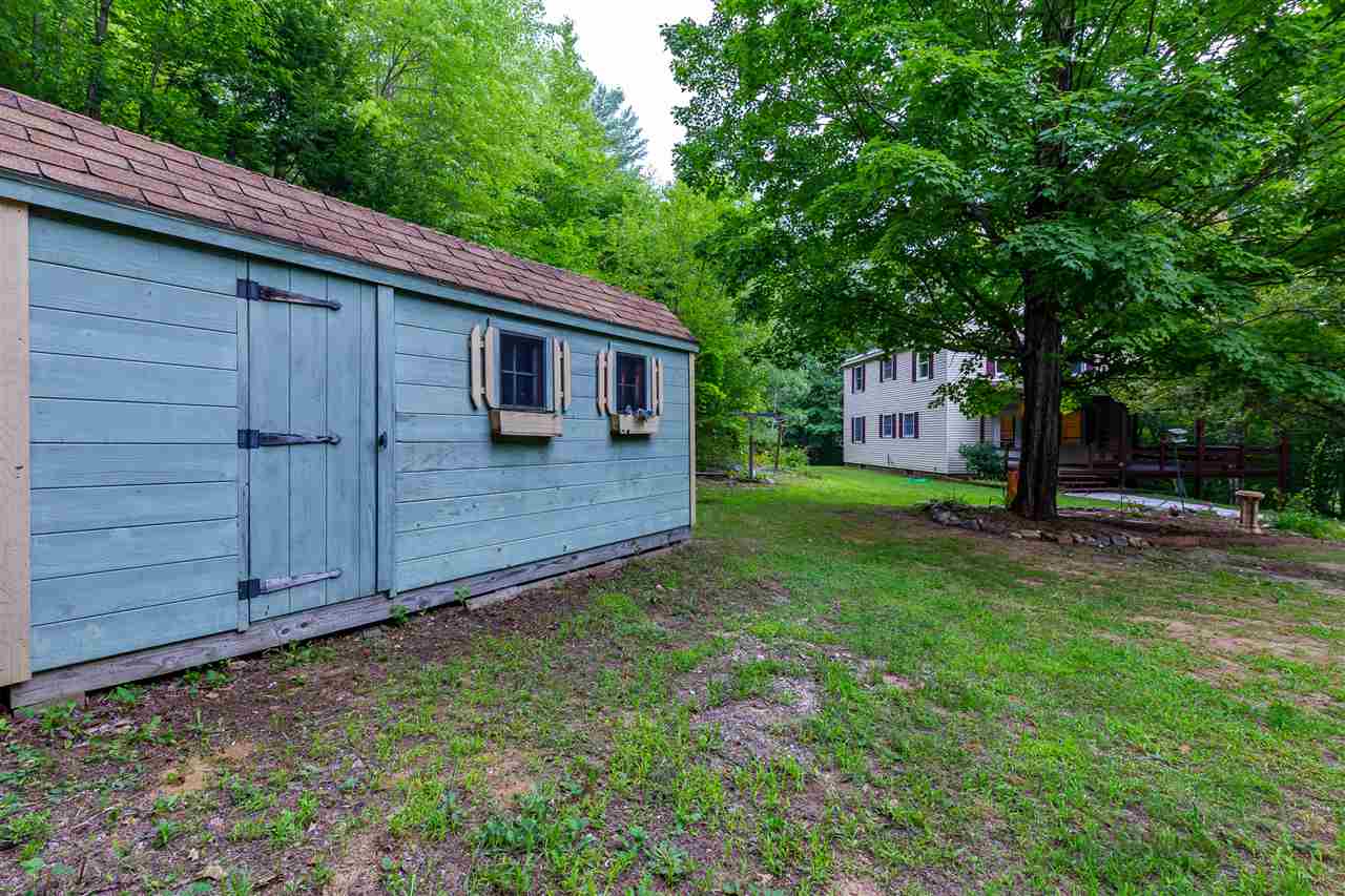 10 Bunker Hill Road New Boston, NH 03070 - Photo 32 of 34