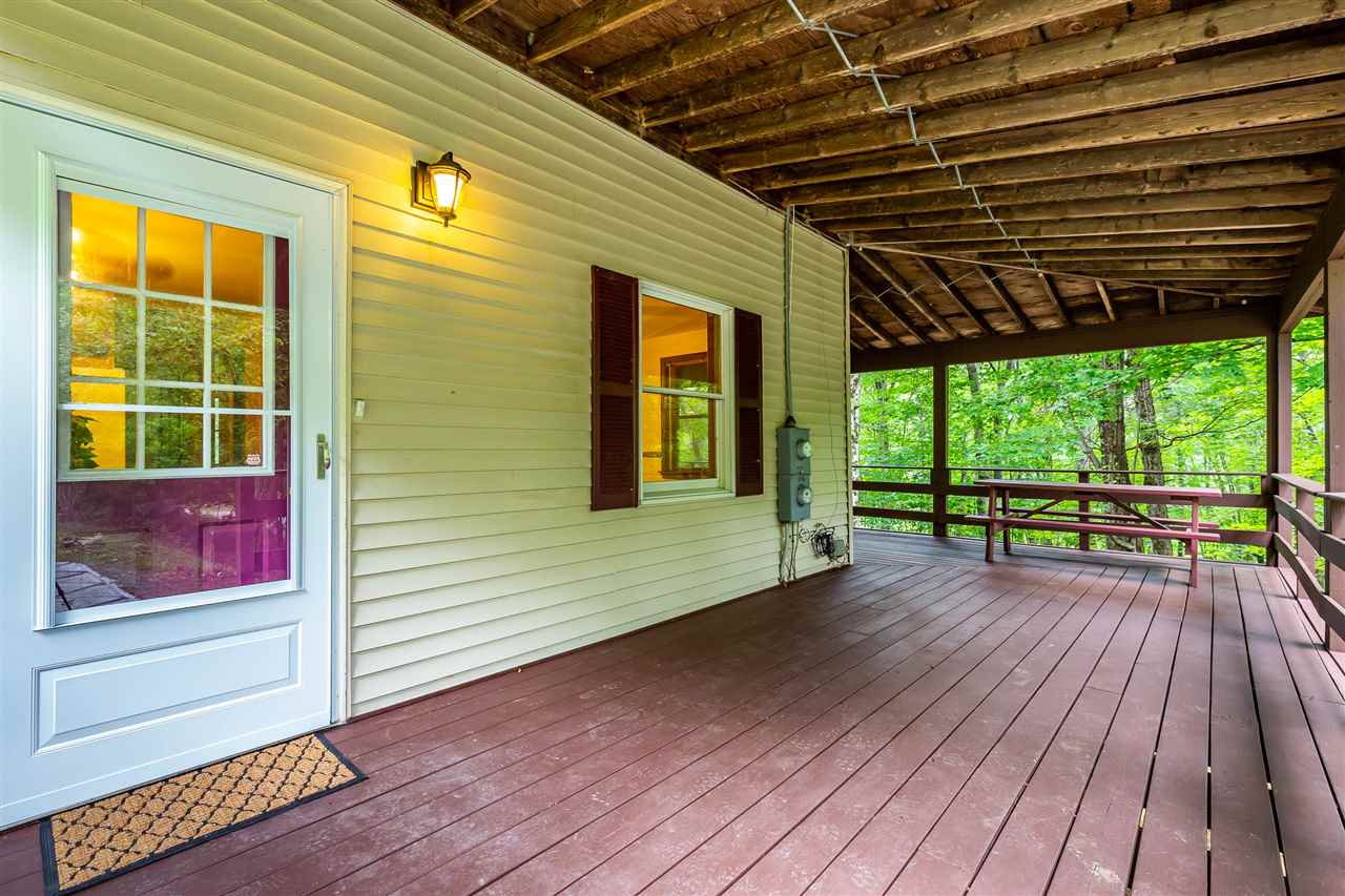 10 Bunker Hill Road New Boston, NH 03070 - Photo 5 of 34