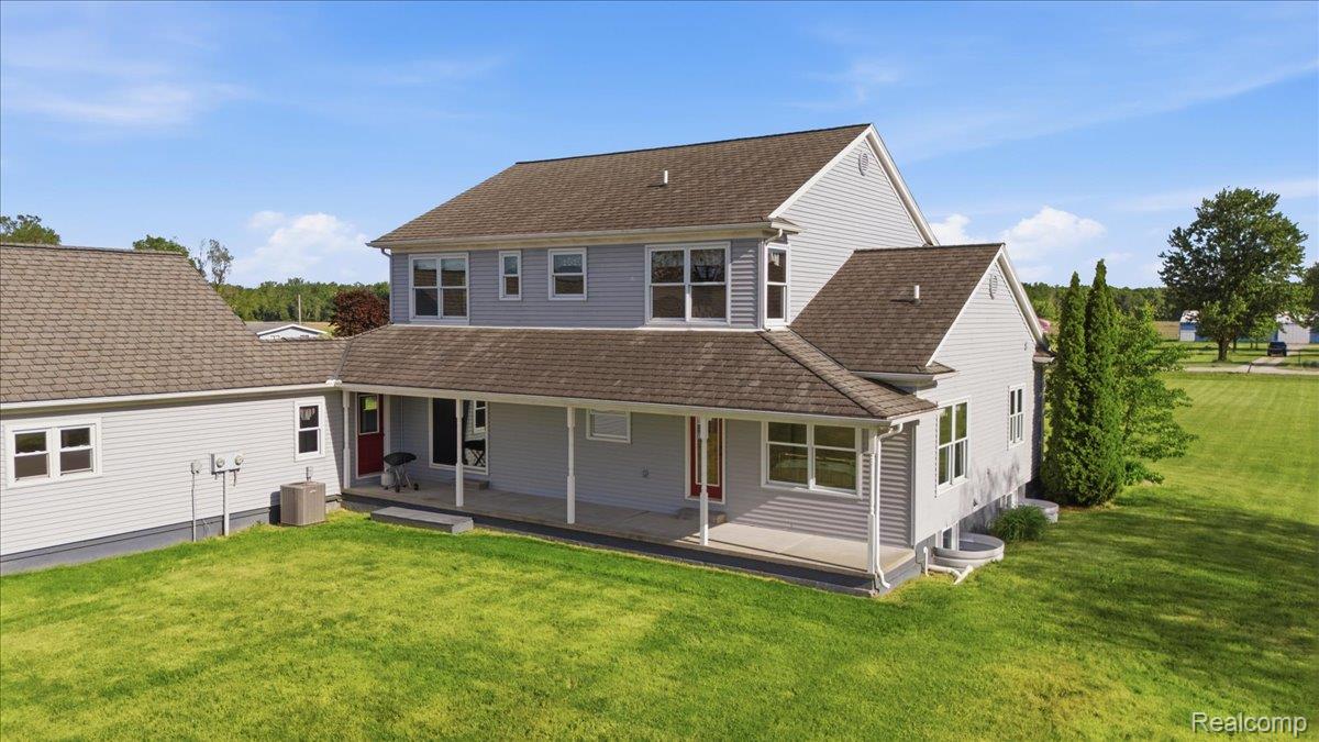 7868 Big Hand Road Columbus, MI 48063 - Photo 12 of 91