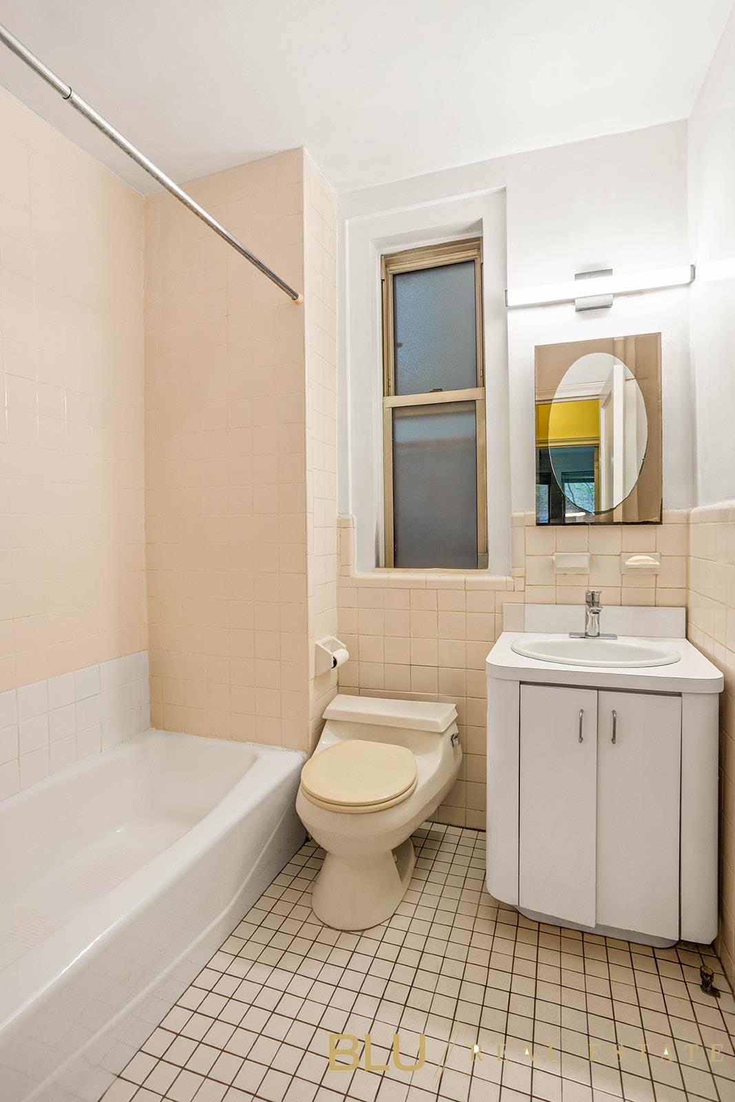 310 West 72nd Street, Unit 2CD Manhattan, NY 10023 - Photo 15 of 17