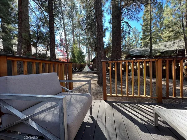 a view of a outdoor space with sitting area