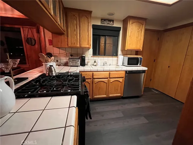 $2,900 | 145 Pinon Place, Big Bear Lake, CA 92315