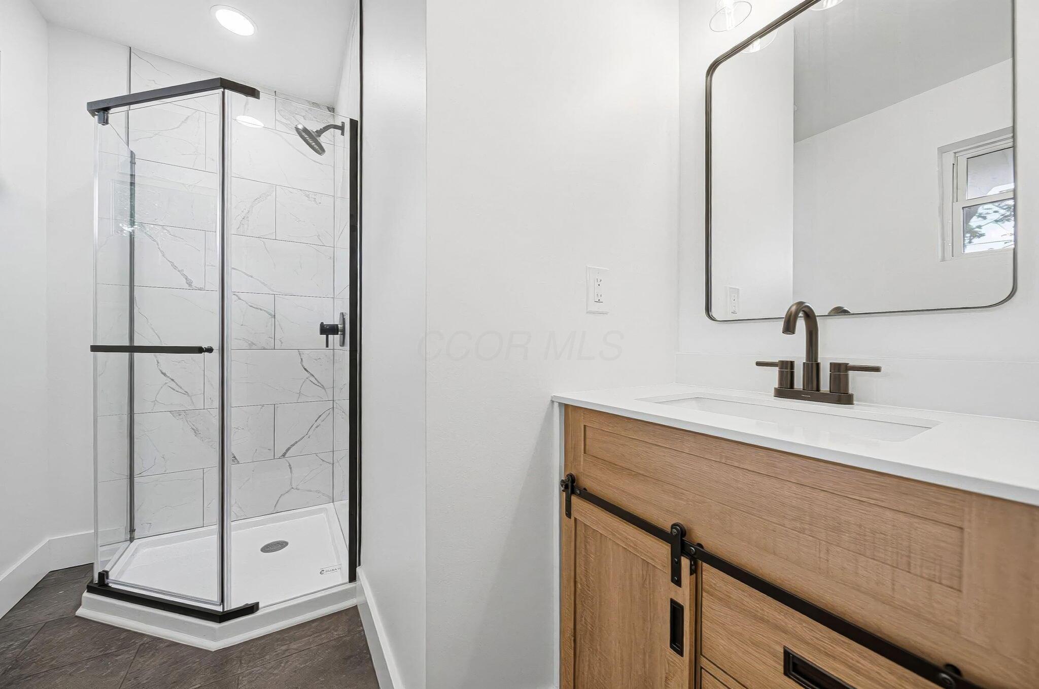 1301 Bernhard Road Columbus, OH 43227 - Photo 20 of 46 Primary Suite - Bathroom