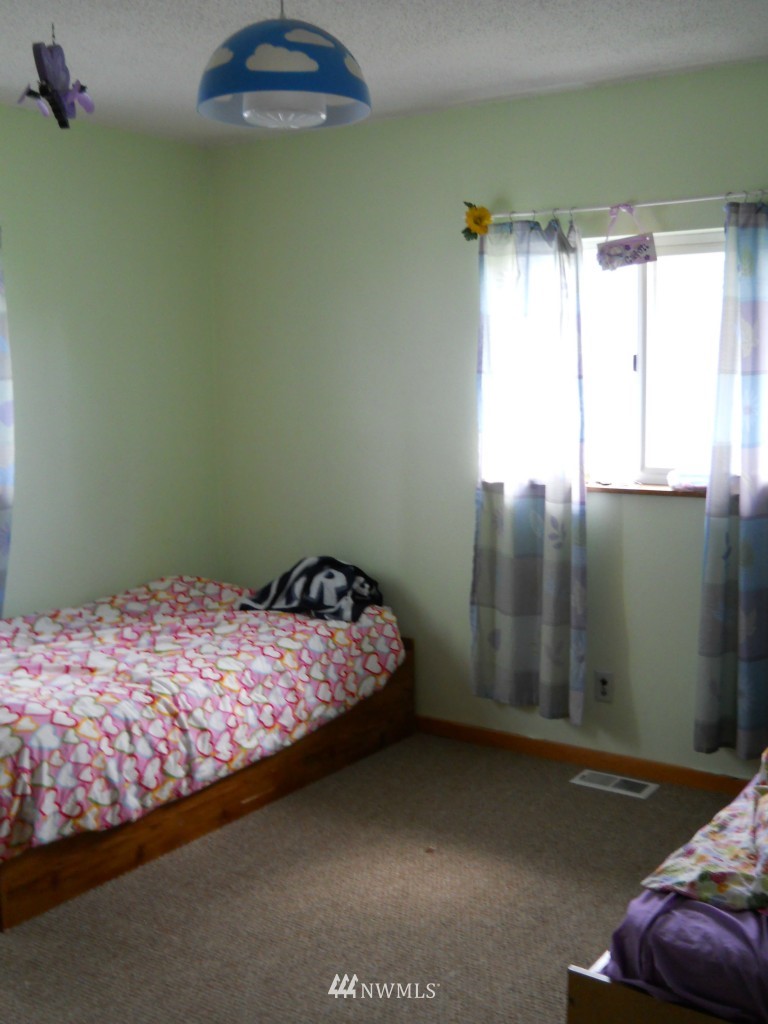 824 4th Street Cosmopolis, WA 98537 - Photo 9 of 10 Gallery Image 9