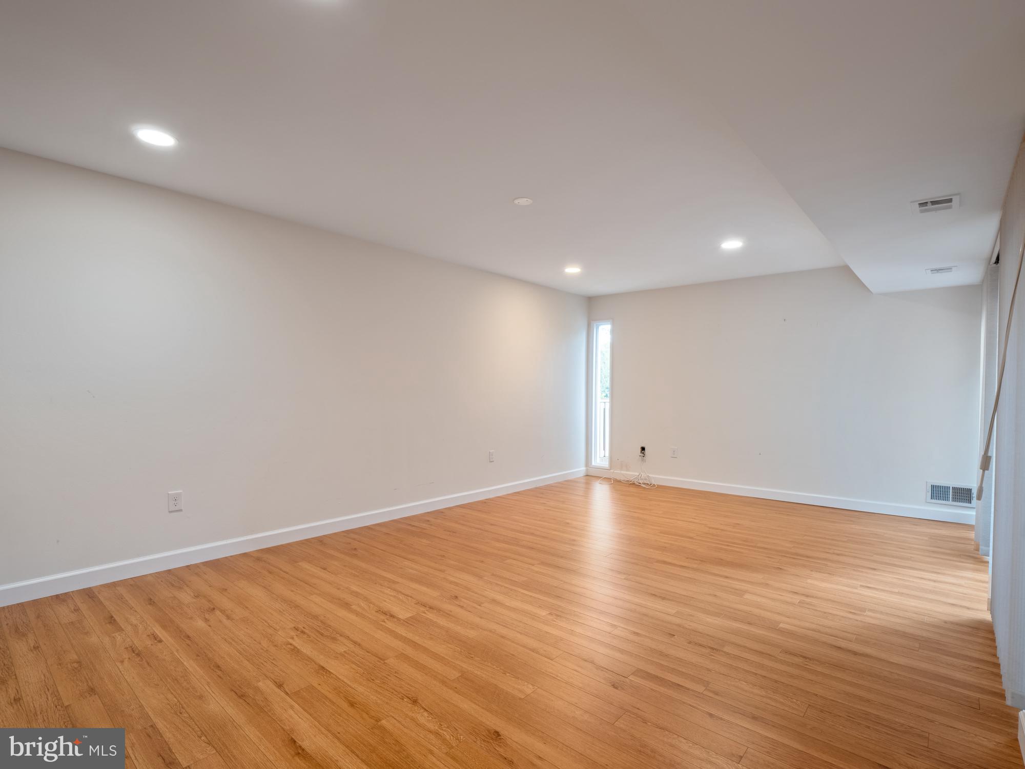 11382 Links Drive Reston, VA 20190 - Photo 18 of 35