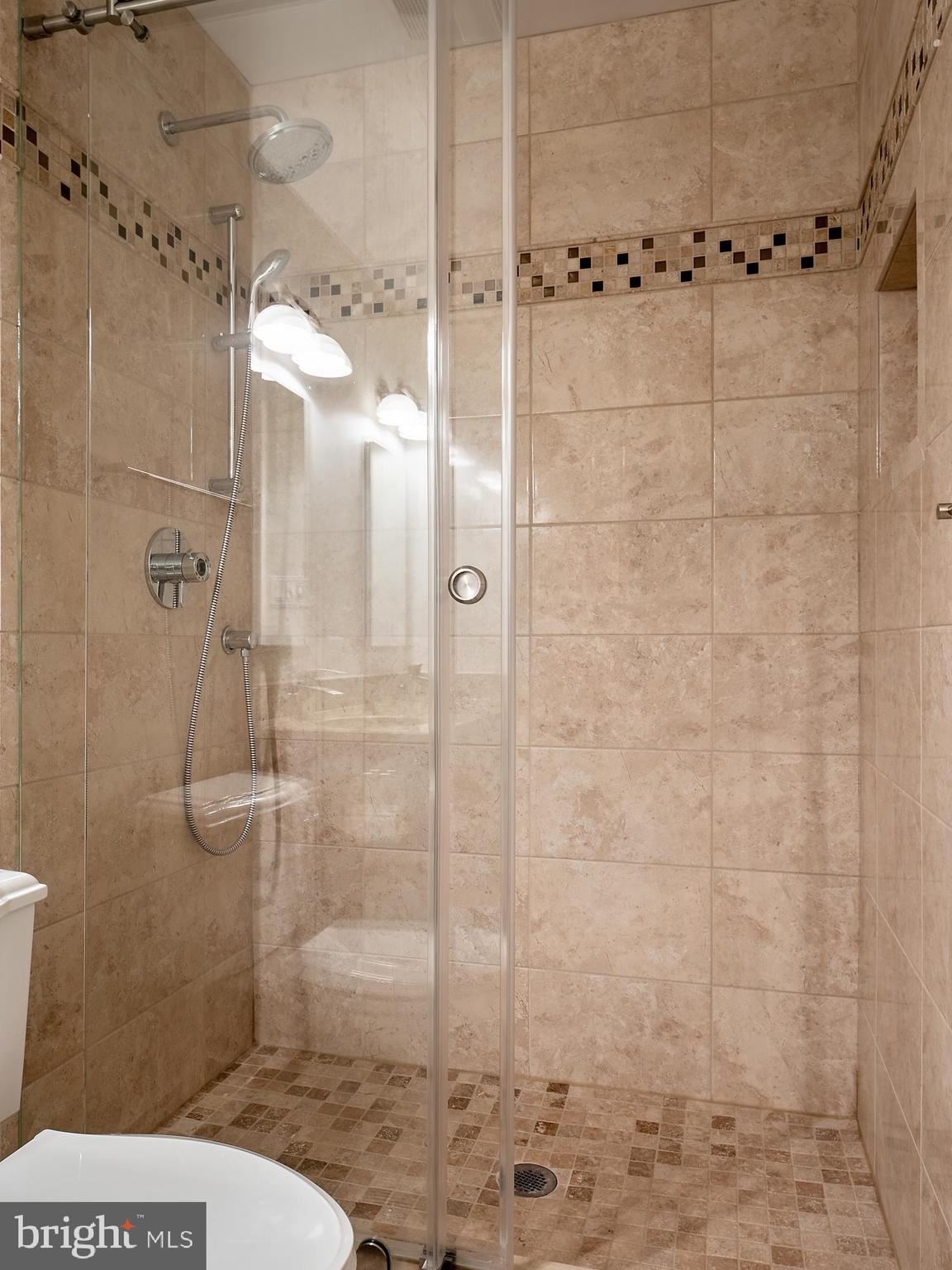 11382 Links Drive Reston, VA 20190 - Photo 25 of 35