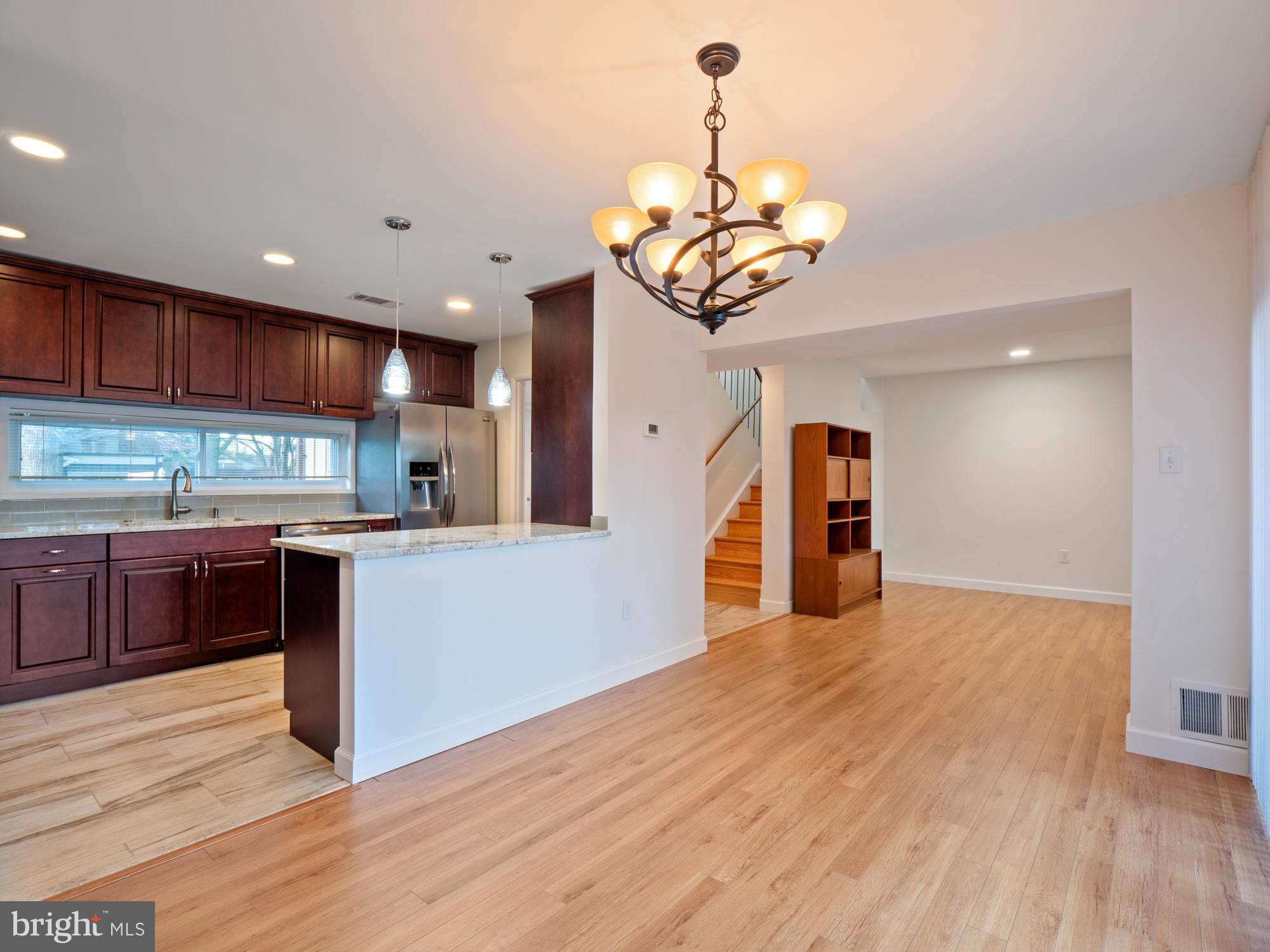 11382 Links Drive Reston, VA 20190 - Photo 9 of 35