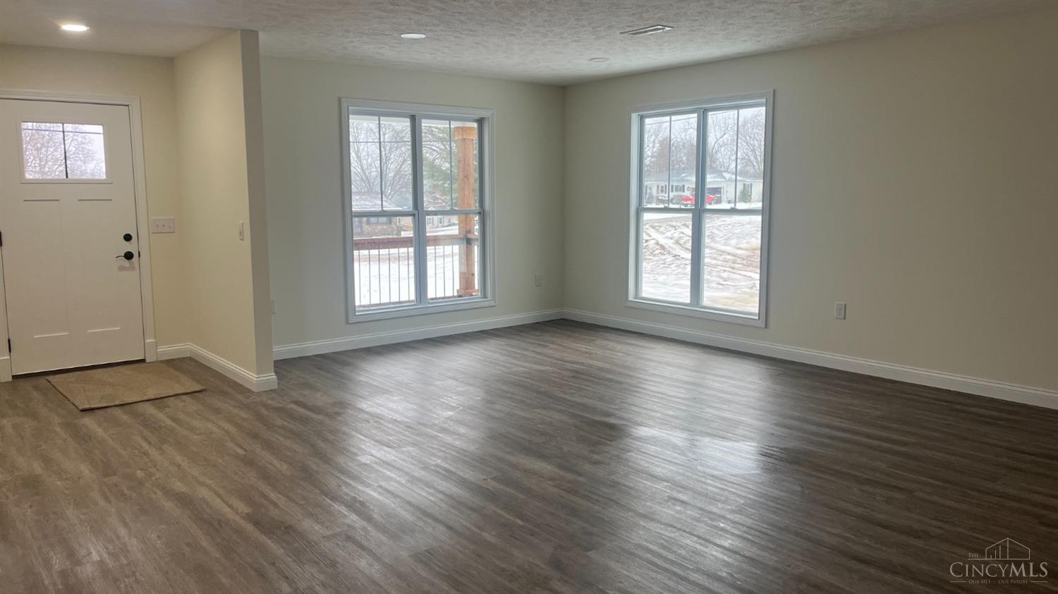 7619 Pea Ridge Road, Unit B Hillsboro, OH 45133 - Photo 4 of 14