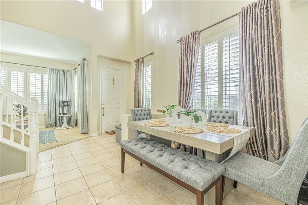 24345 Caladium Place Valencia, CA 91354 - Photo 11 of 59 Dining Room