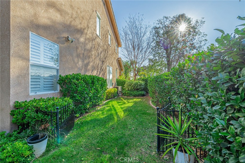 24345 Caladium Place Valencia, CA 91354 - Photo 48 of 59 Gated Side Yard - perfect for pets