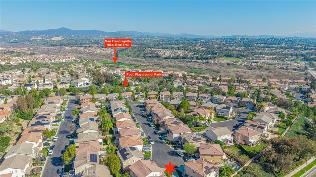 24345 Caladium Place Valencia, CA 91354 - Photo 54 of 59 Close to amenities