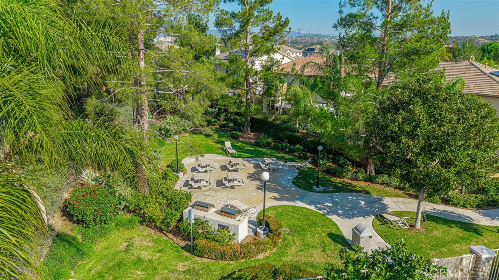 24345 Caladium Place Valencia, CA 91354 - Photo 56 of 59 HOA BBQ Picnic Area