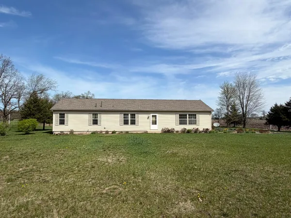 $295,000 | 4492 West 800th Street North, Rensselaer, IN 47978