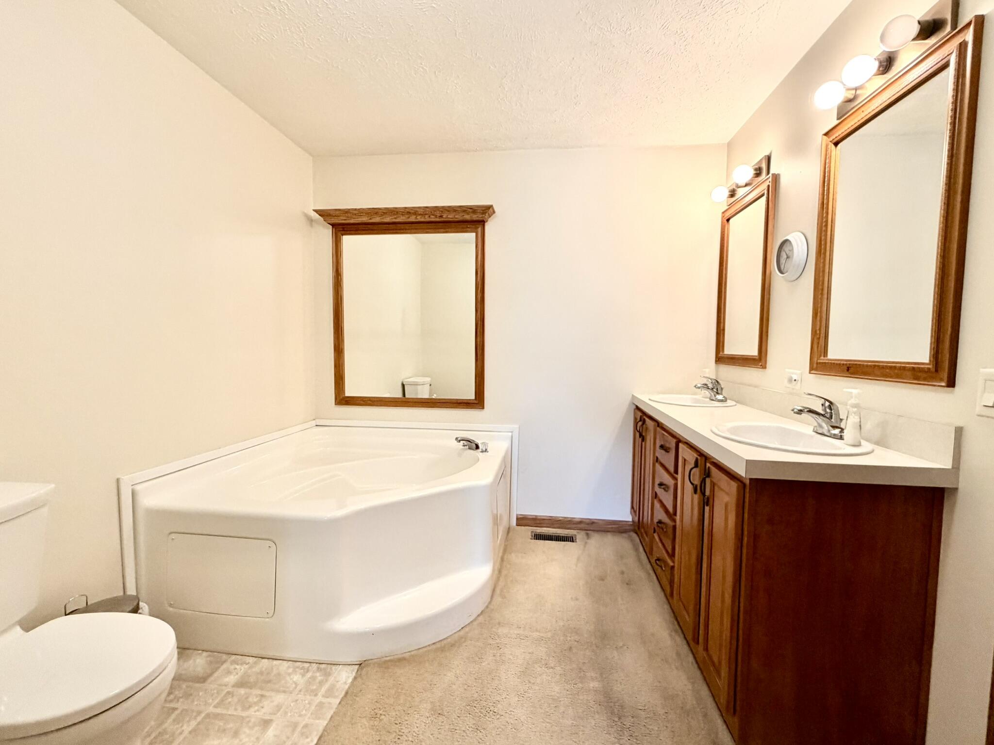 4492 West 800th Street North Rensselaer, IN 47978 - Photo 27 of 39 2048x1536