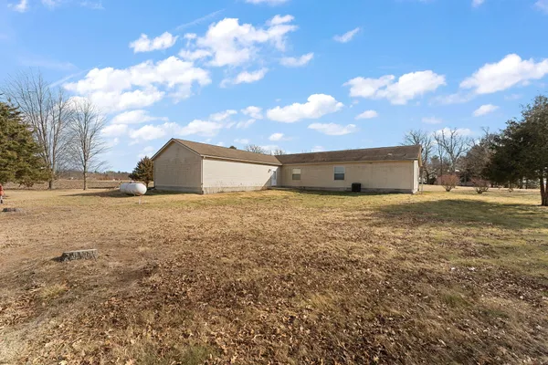 $295,000 | 4492 West 800th Street North, Rensselaer, IN 47978