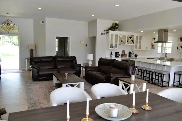 $569,000 | 1201 East Oaklawn Drive, Talty, TX 75160