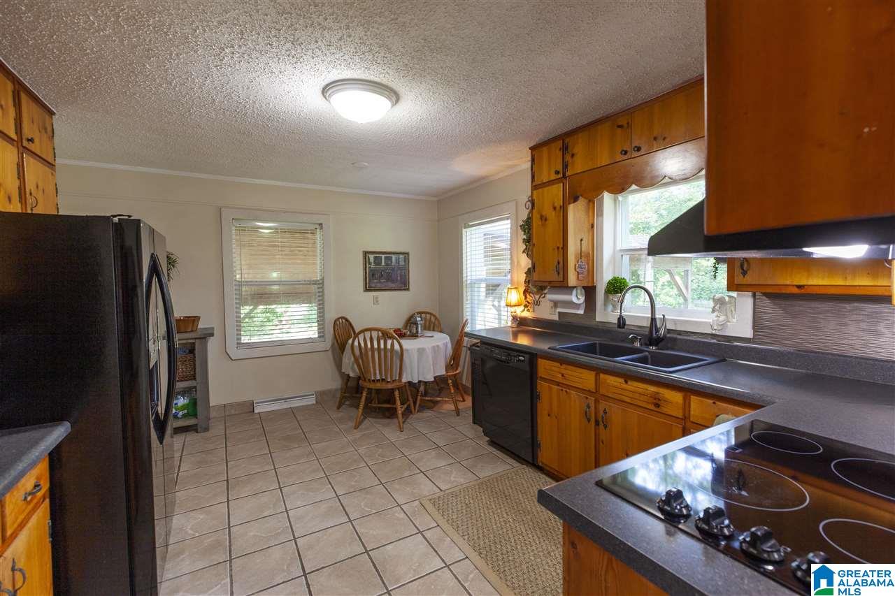 1013 9th Terrace Pleasant Grove, AL 35127 - Photo 15 of 49