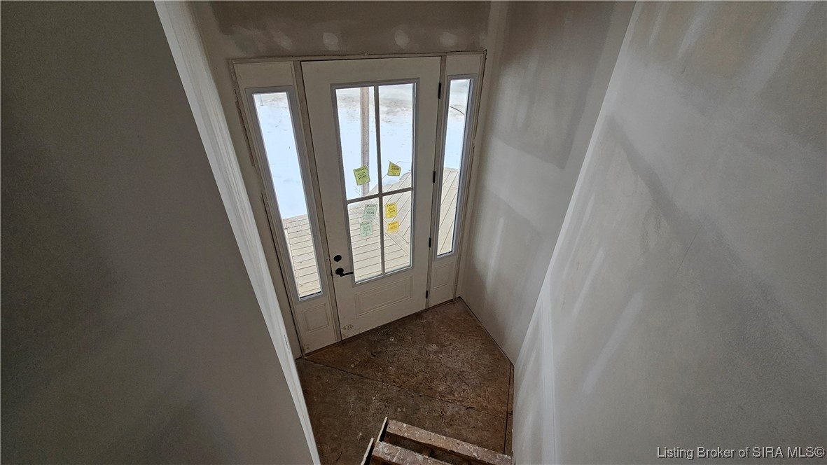 1002 West Main Street New Albany, IN 47150 - Photo 14 of 88 Upstairs Unit - Entry