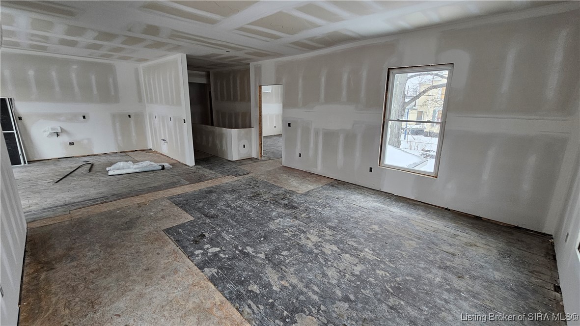 1002 West Main Street New Albany, IN 47150 - Photo 20 of 88 Upstairs Unit - Living Room