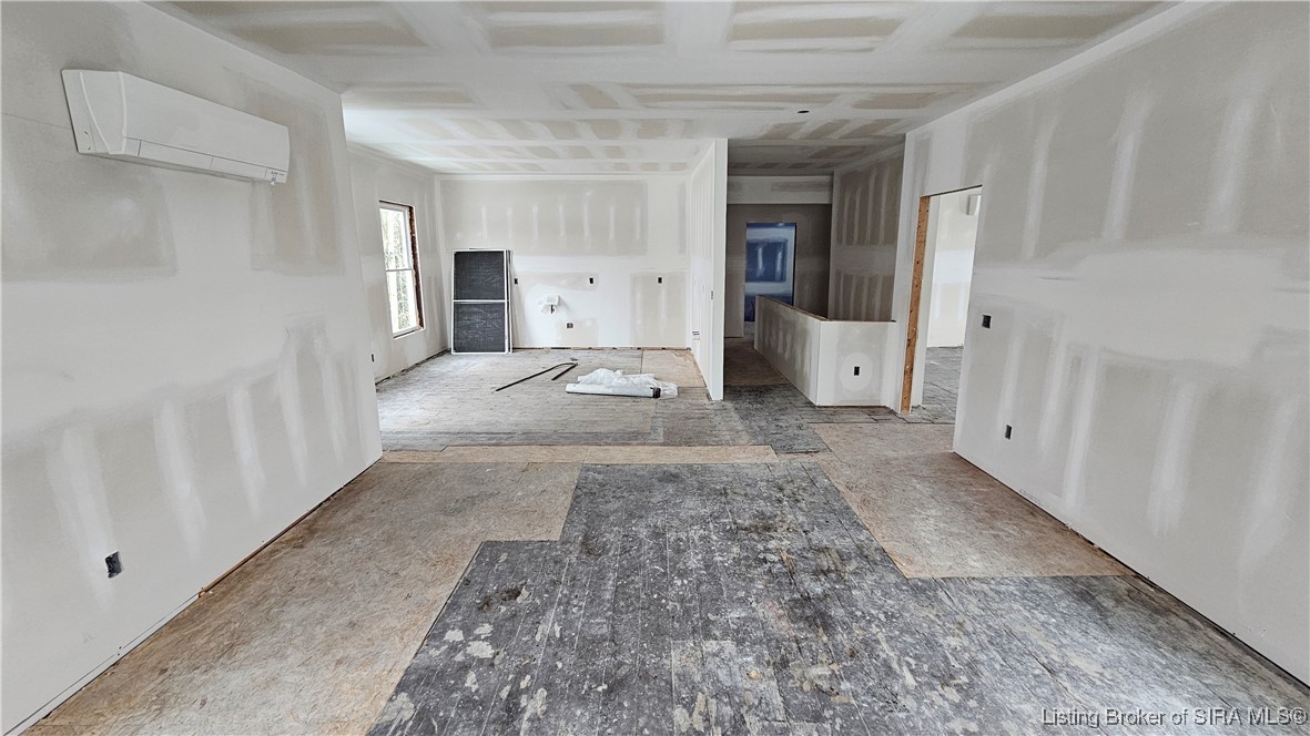 1002 West Main Street New Albany, IN 47150 - Photo 21 of 88 Upstairs Unit - Living Room
