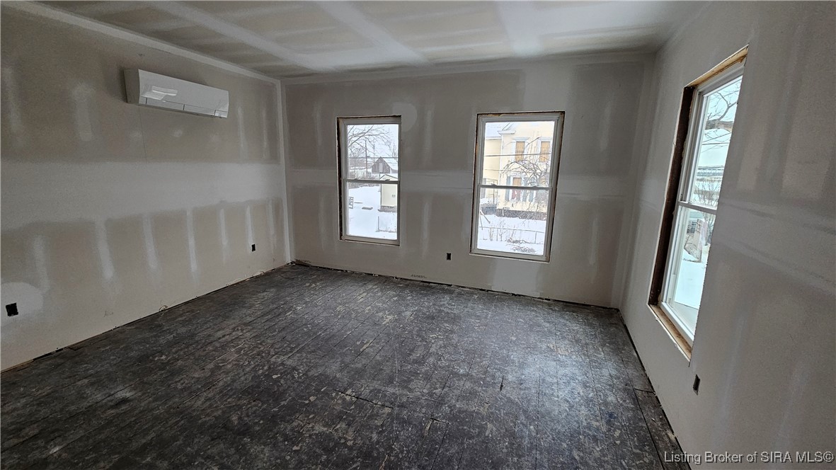 1002 West Main Street New Albany, IN 47150 - Photo 28 of 88 Upstairs Unit - Primary Bedroom