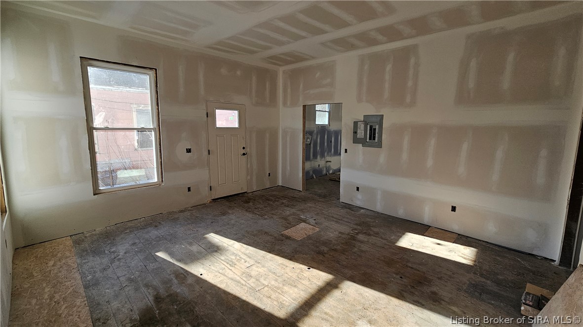 1002 West Main Street New Albany, IN 47150 - Photo 64 of 88 1st Floor Unit #2 - Living Room