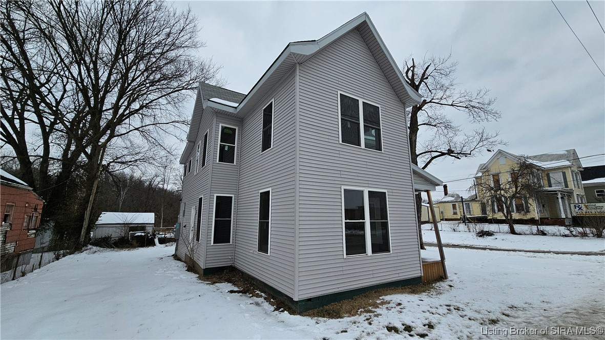 1002 West Main Street New Albany, IN 47150 - Photo 7 of 88 Front