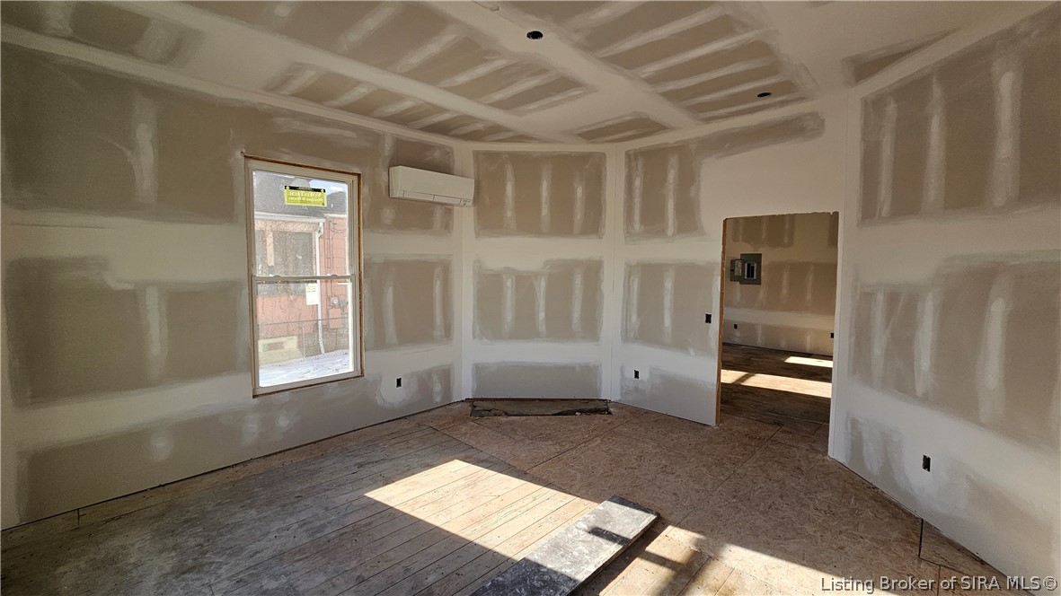 1002 West Main Street New Albany, IN 47150 - Photo 75 of 88 1st Floor Unit #2 - Bedroom