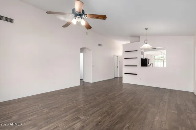 $2,250 | 6606 West Prickly Pear Trail, Phoenix, AZ 85083