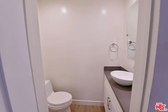 $4,450 | 136 South Palm Drive, Unit 203, Beverly Hills, CA 90212