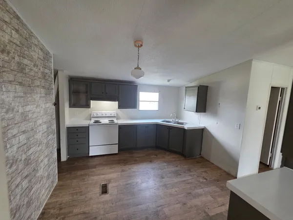 $2,000 | 13675 Hero Way West, Leander, TX 78641
