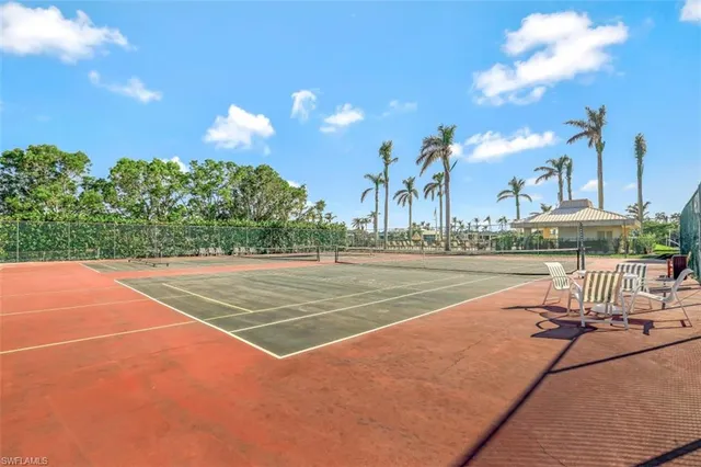 a view of a tennis court