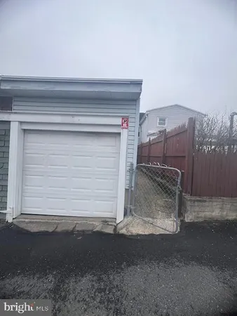 $89,900 | 802 Grant Street, Pottsville, PA 17901