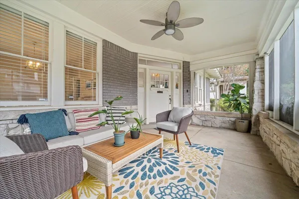 $549,000 | 1766 Carr Avenue, Memphis, TN 38104
