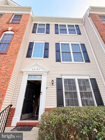 $515,000 | 42799 Sykes Terrace, Chantilly, VA 20152