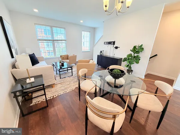 $515,000 | 42799 Sykes Terrace, Chantilly, VA 20152