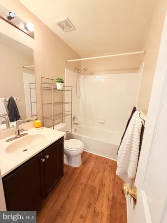 $515,000 | 42799 Sykes Terrace, Chantilly, VA 20152