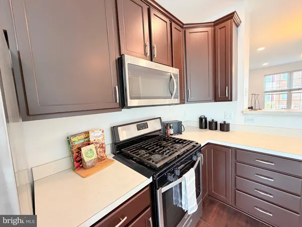 $515,000 | 42799 Sykes Terrace, Chantilly, VA 20152