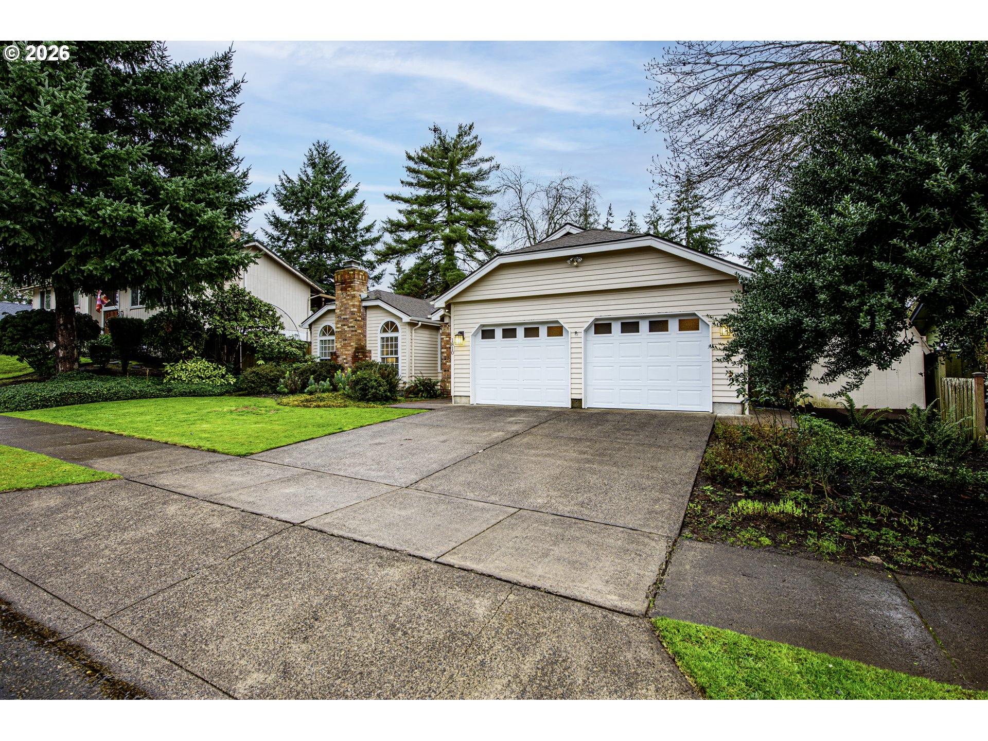 1810 Happy Lane Eugene, OR 97401 - Photo 2 of 42