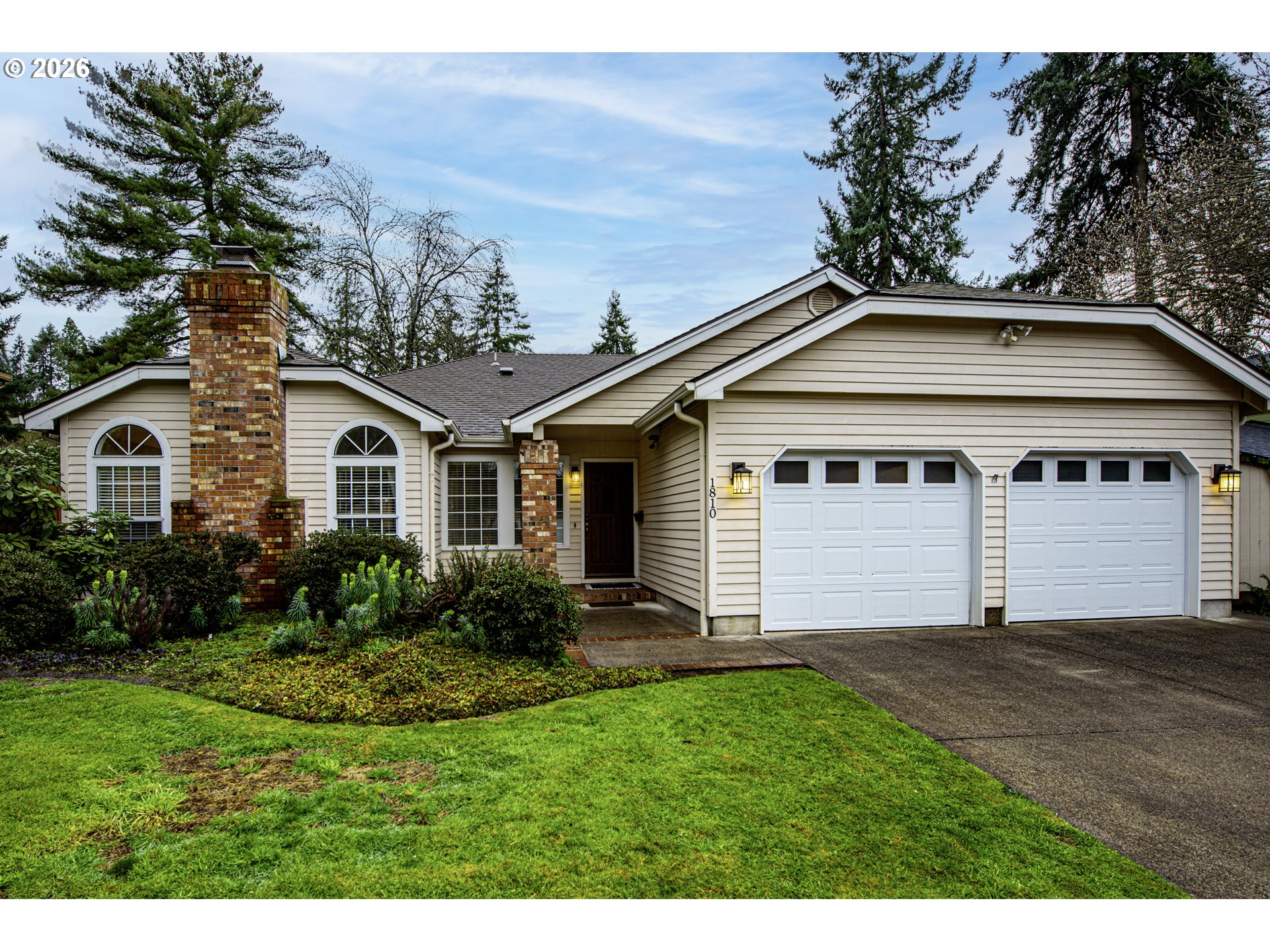 1810 Happy Lane Eugene, OR 97401 - Photo 3 of 42