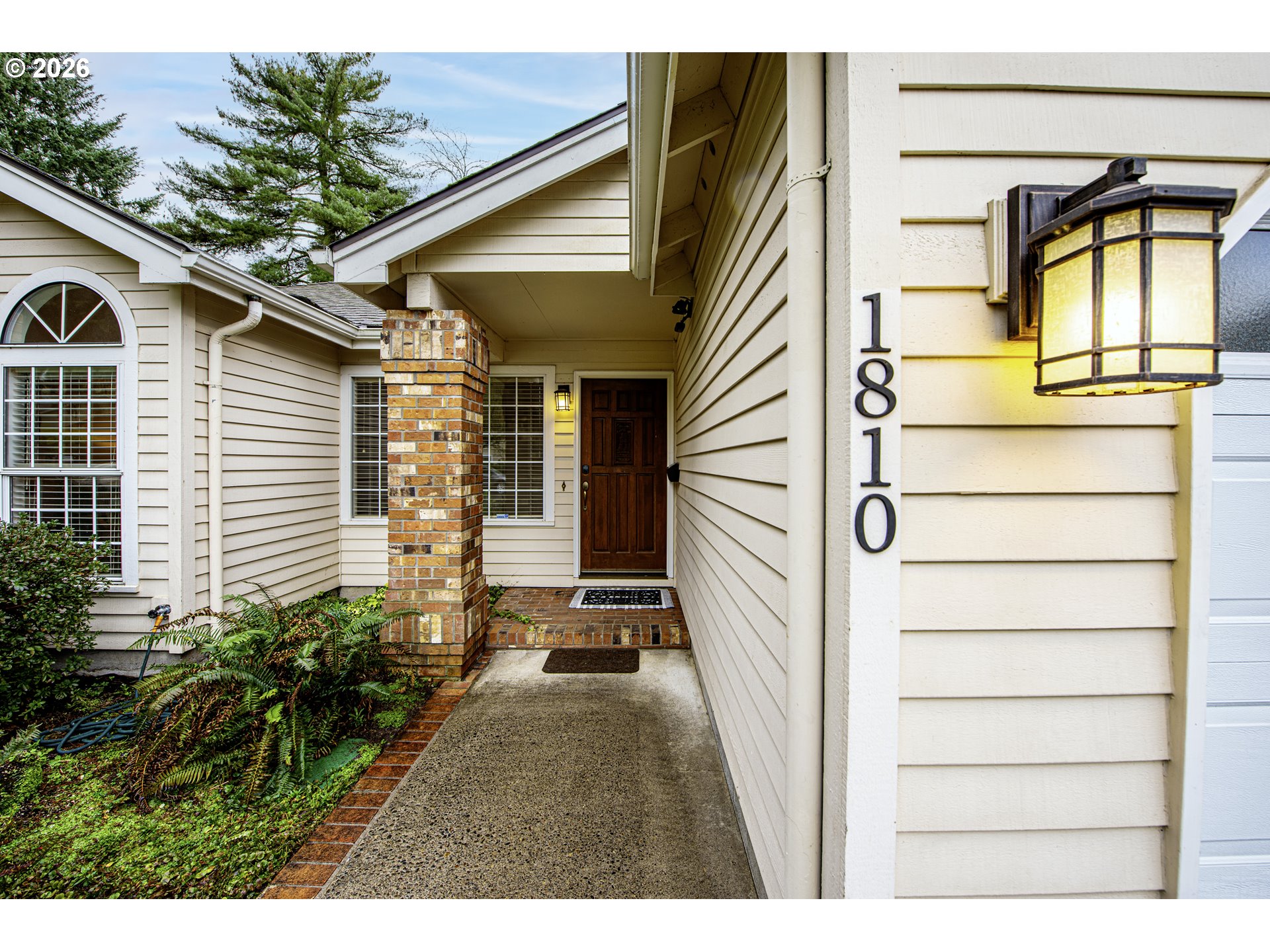 1810 Happy Lane Eugene, OR 97401 - Photo 4 of 42