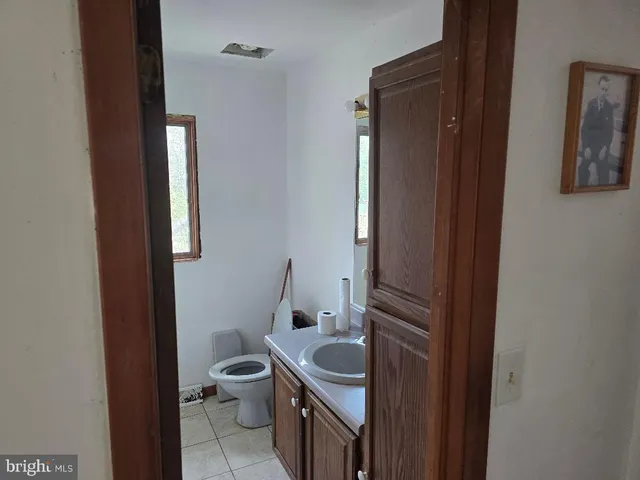 $469,900 | 285 Pine Cove Court, Lehighton, PA 18235