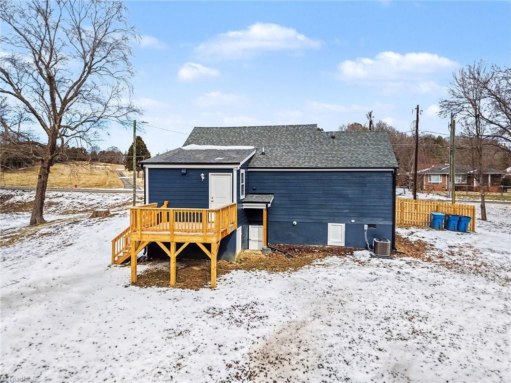 2702 Durham Street Extension Burlington, NC 27217 - Photo 9 of 31