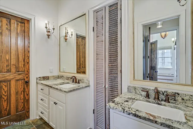 $455,000 | 106 La Salle Street, Madison, MS 39110