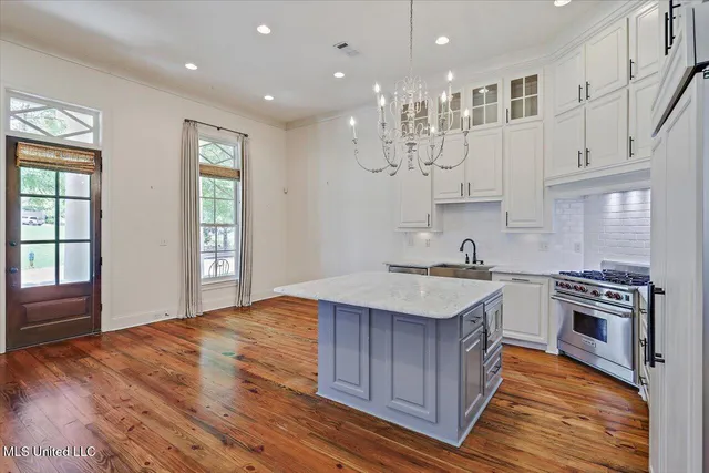 $455,000 | 106 La Salle Street, Madison, MS 39110