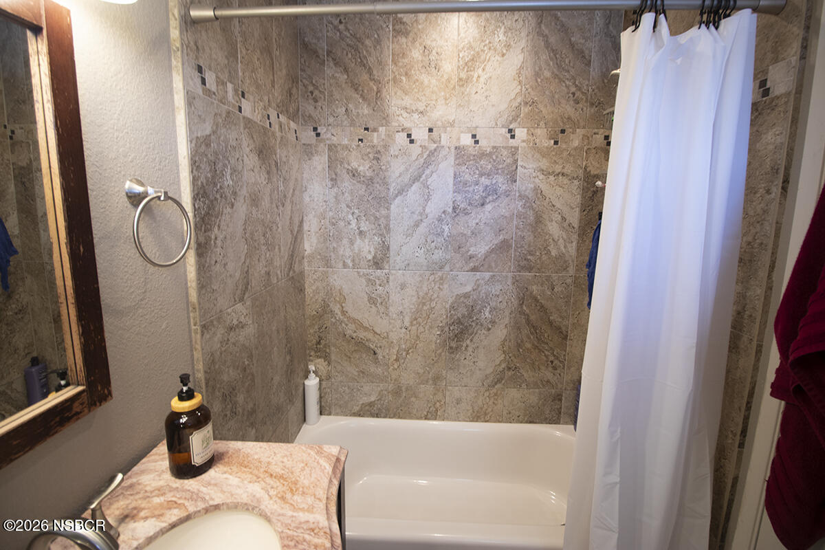 1172 Hilltop Road, Unit C Santa Maria, CA 93455 - Photo 14 of 16 1172_Hilltop_C_024