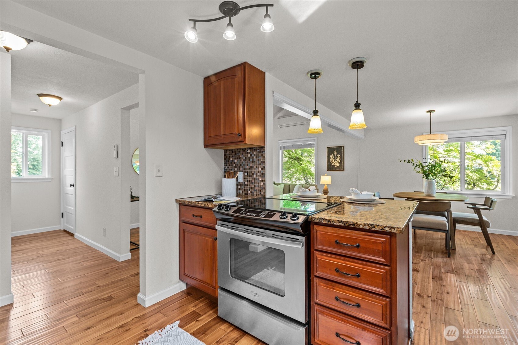 4722 Woods Road East Port Orchard, WA 98366 - Photo 12 of 40