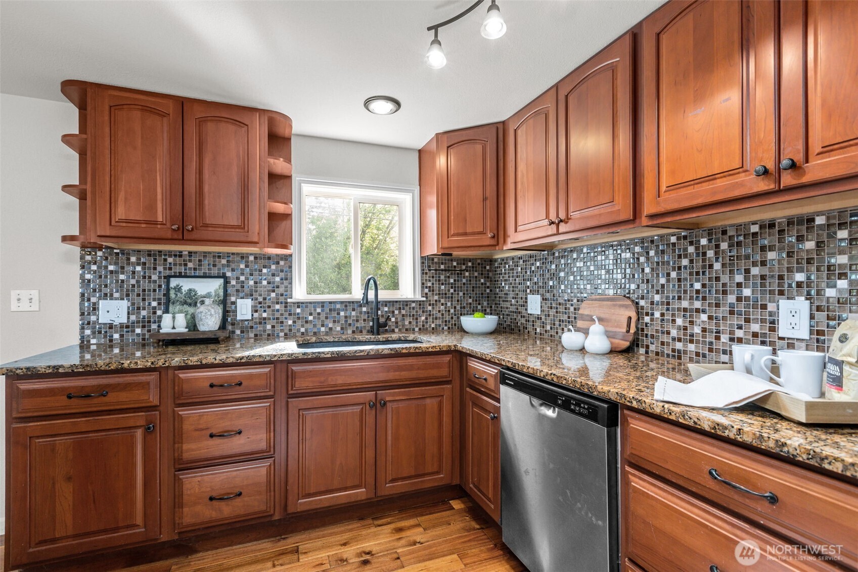 4722 Woods Road East Port Orchard, WA 98366 - Photo 14 of 40